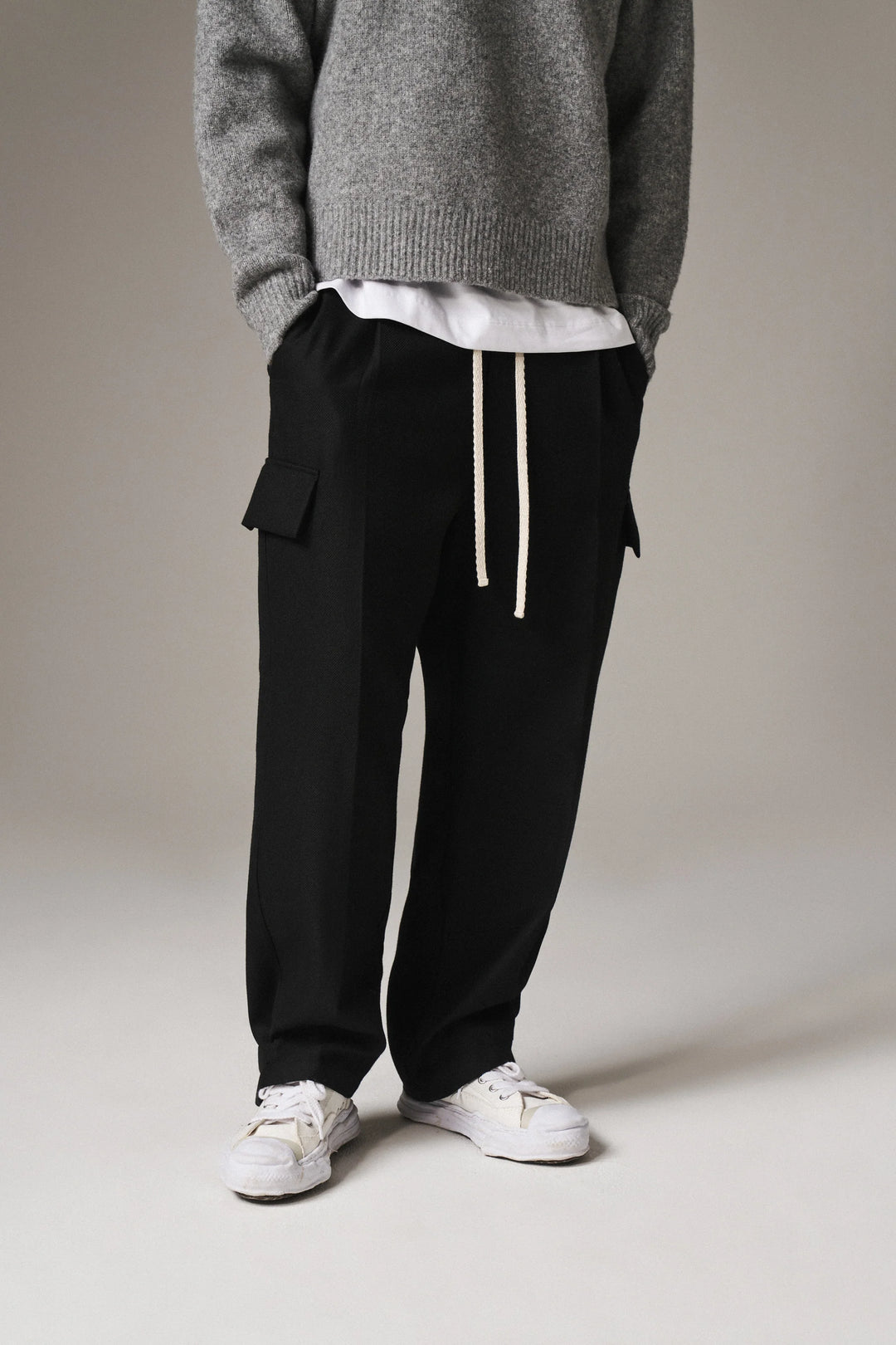PLEATED WIDE LEG WOOL BLEND TROUSERS