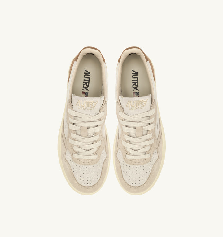 AUTRY MEDALIST LOW BEIGE BROWN