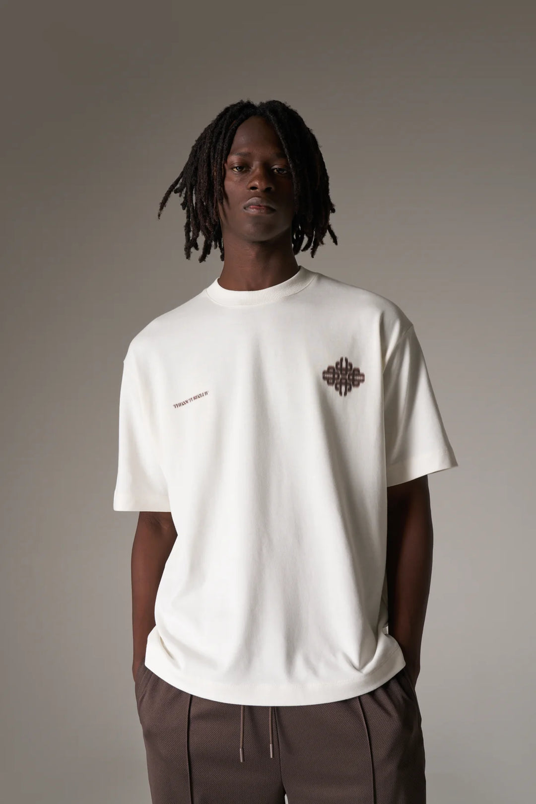 MOTION BLURRED EMBLEM T-SHIRT