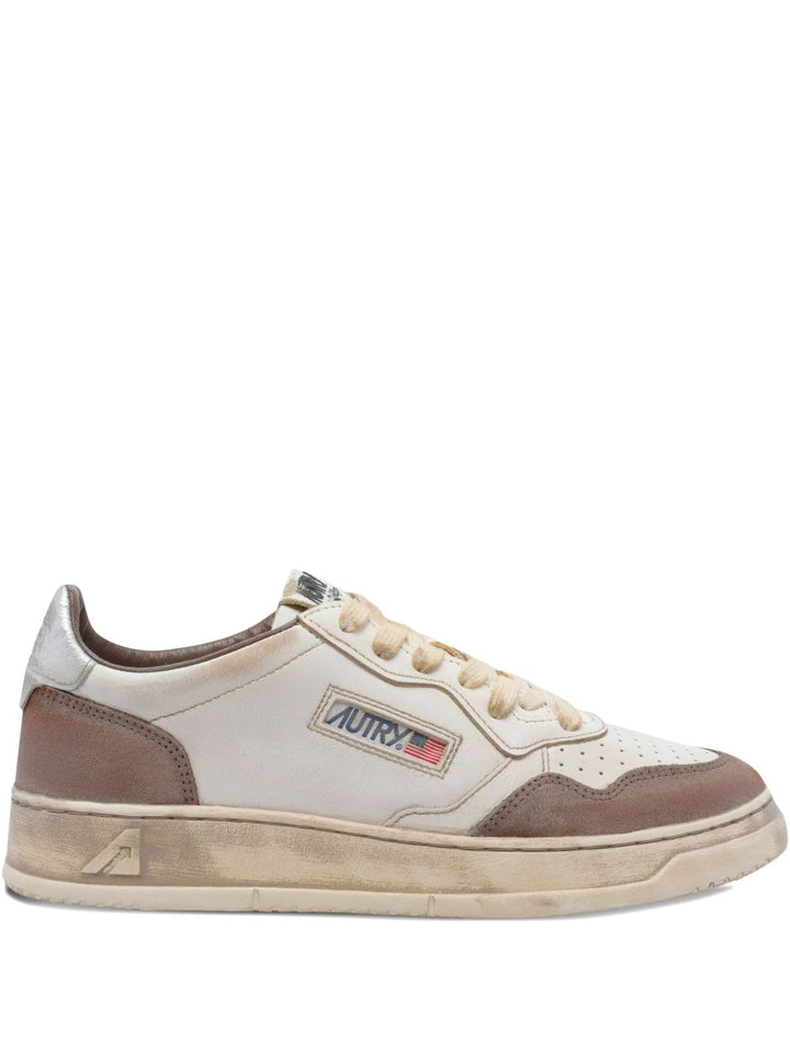 AUTRY
Medalist low super vintage avlm ls09 sneakers