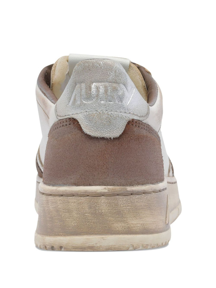 AUTRY
Medalist low super vintage avlm ls09 sneakers