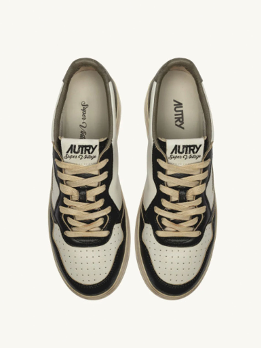 AUTRY SNEAKERS
MEDALIST LOW SUPER VINTAGE SNEAKERS IN WHITE COVERT GREEN AND BLACK