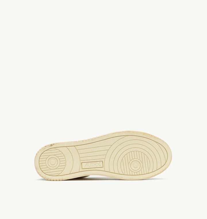 AUTRY SNEAKERS MEDALIST LOW SUPER VINTAGE SNEAKERS IN LIMESTONE WHITE AND BLUE LEATHER AVLM - SV09