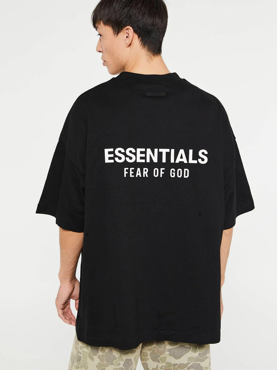 ESSENTIALS CLASSIC TEE - JET BLACK