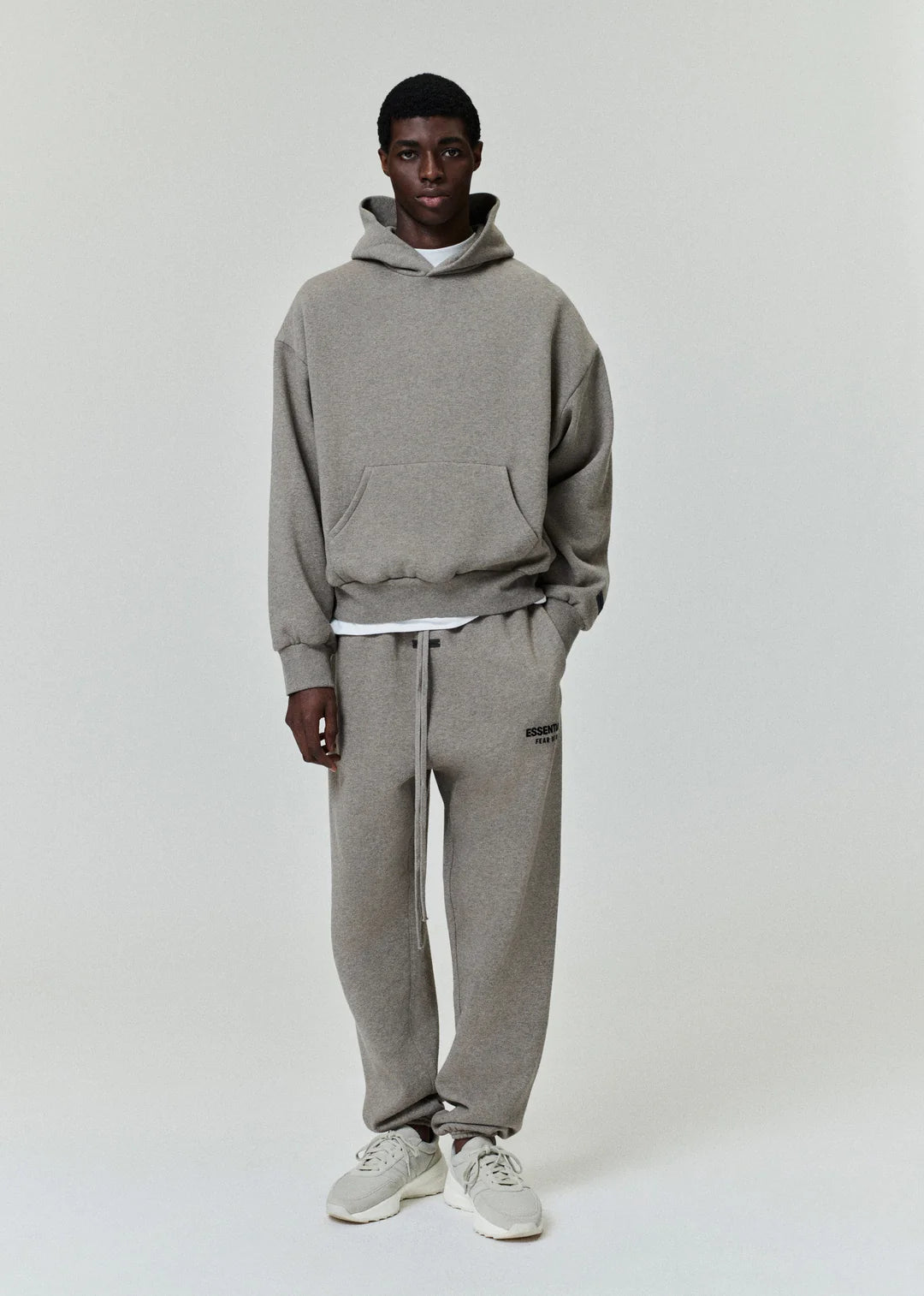 ESSENTIALS CLASSIC HOODIE | HOMESTEAD HEATHER