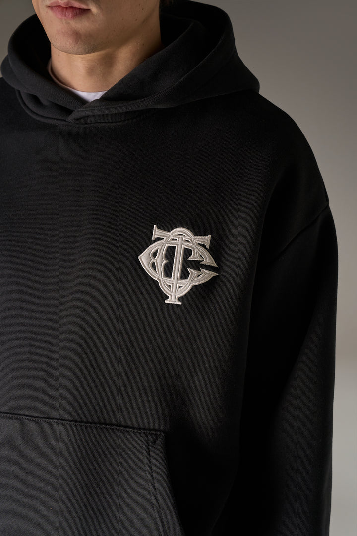 HEAVYWEIGHT MONOGRAM APPLIQUE EMBLEM HOODIE BLACK