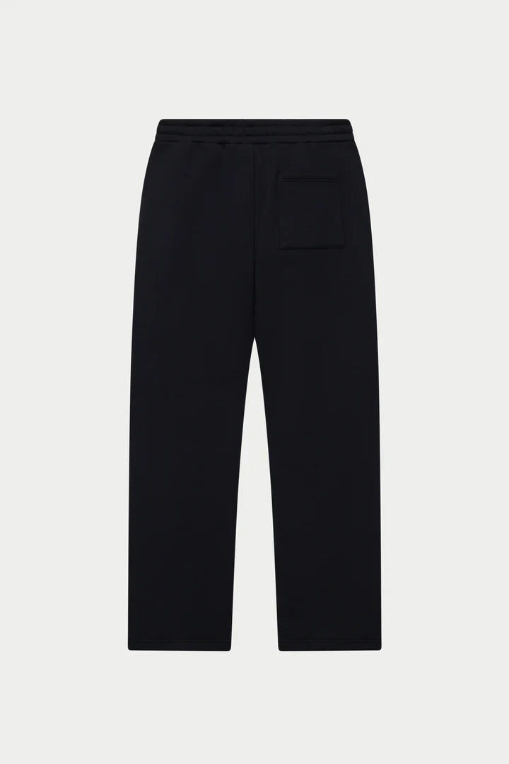 HEAVYWEIGHT MONOGRAM APPLIQUE EMBLEM JOGGERS BLACK