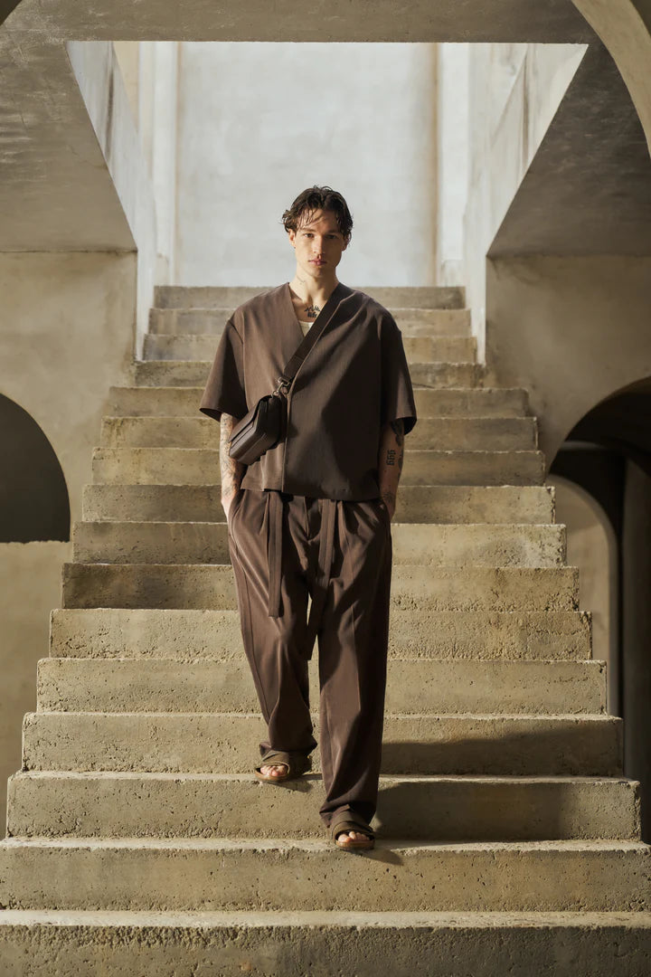 SMART TIE BELTED TROUSERS BROWN
