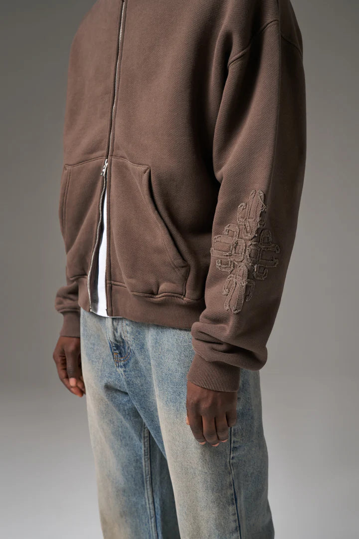 EMBLEM APPLIQUE ZIP THROUGH HOODIE BROWN