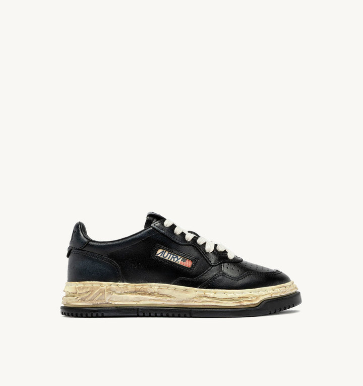 AUTRY X MAISON MIHARA YASUHIRO SUPVINT LOW MAN BLACK MMY2