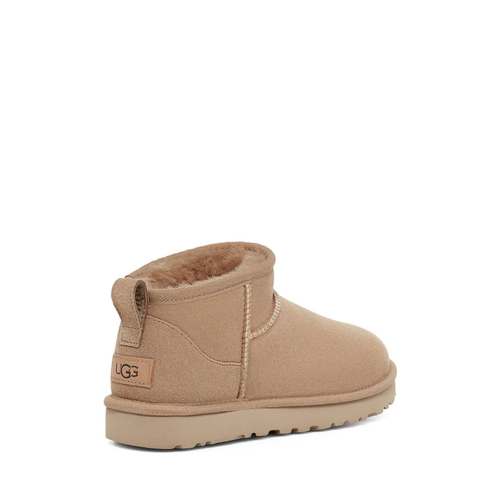 UGG CLASSIC ULTRA MINI SAND מגפי קלאסיק אולטרה מיני סנד